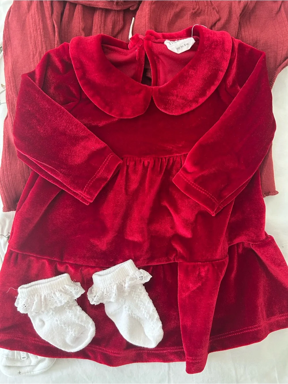 Bundle of 3 Baby Girl Christmas Holiday Outfits Dress and Pajamas 0-3 Months
